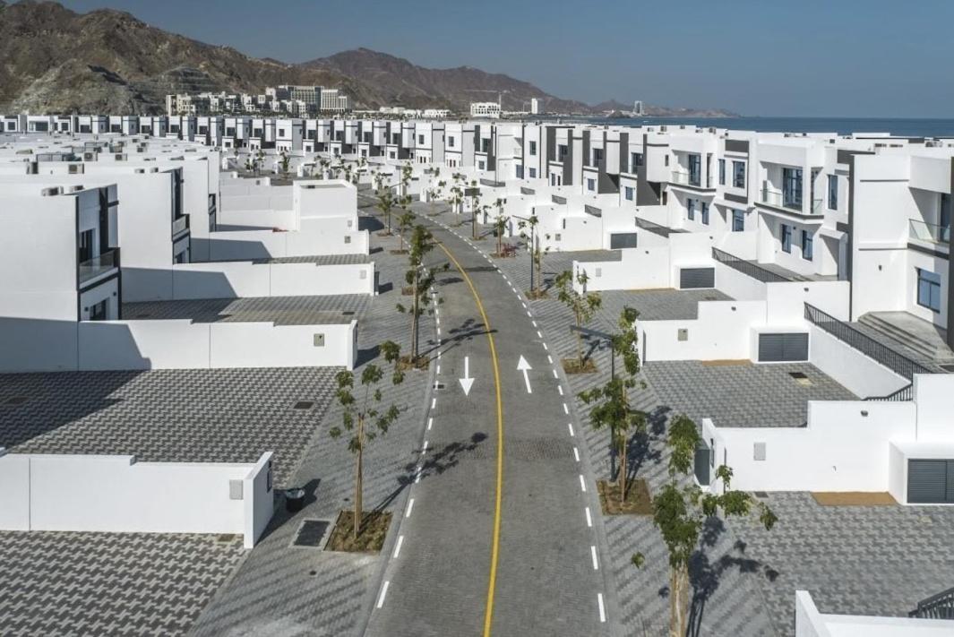 Al Dana Villas Fuyaira Exterior foto