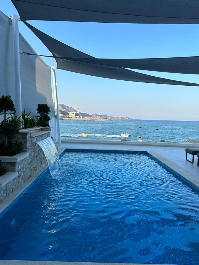 Al Dana Villas Fuyaira Exterior foto