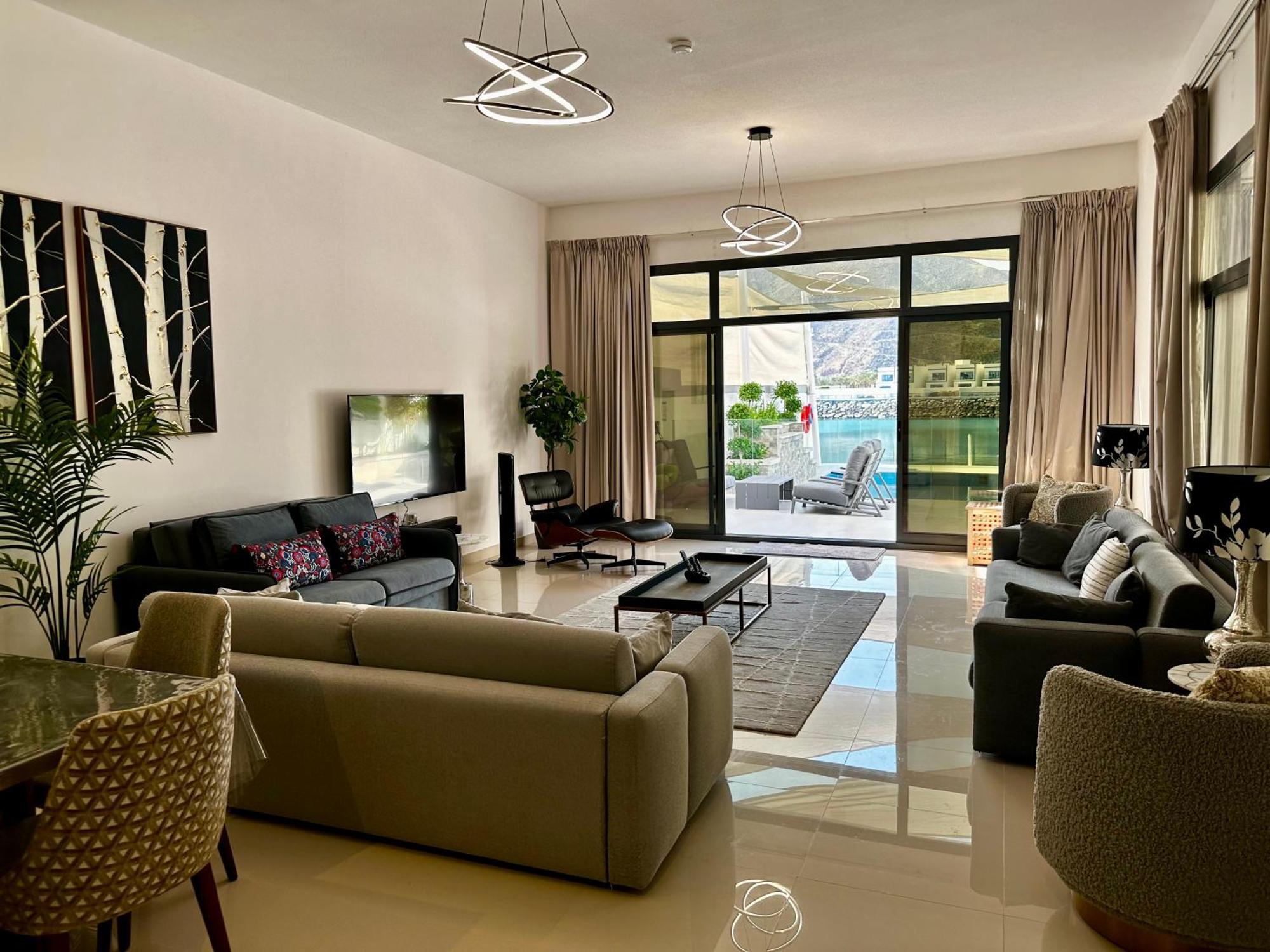 Al Dana Villas Fuyaira Exterior foto