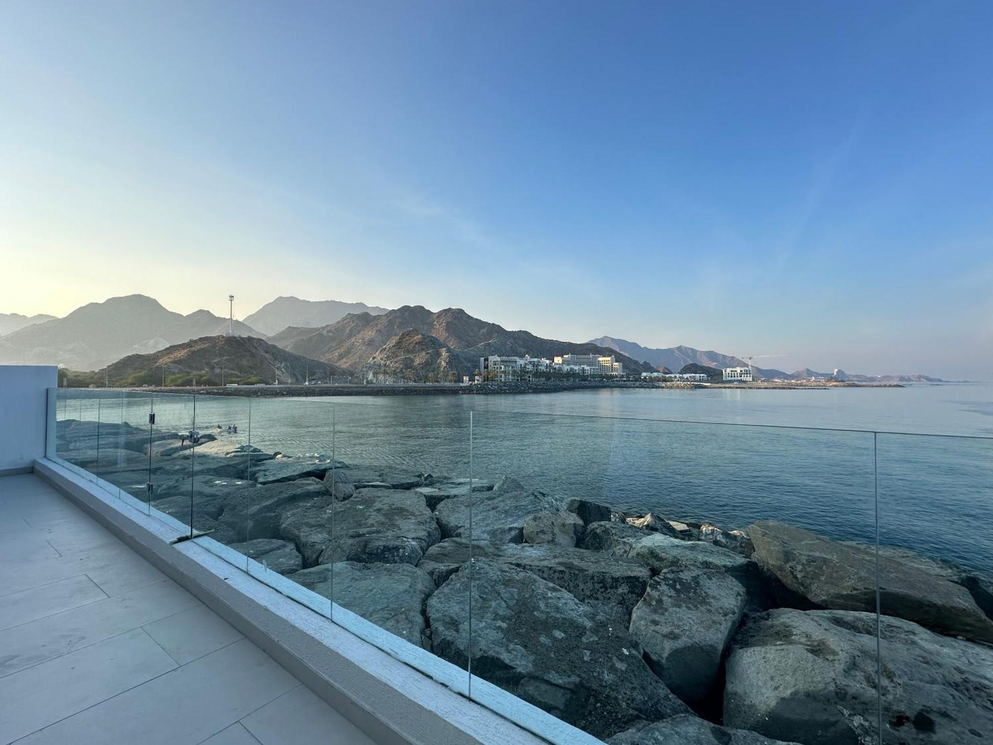 Al Dana Villas Fuyaira Exterior foto